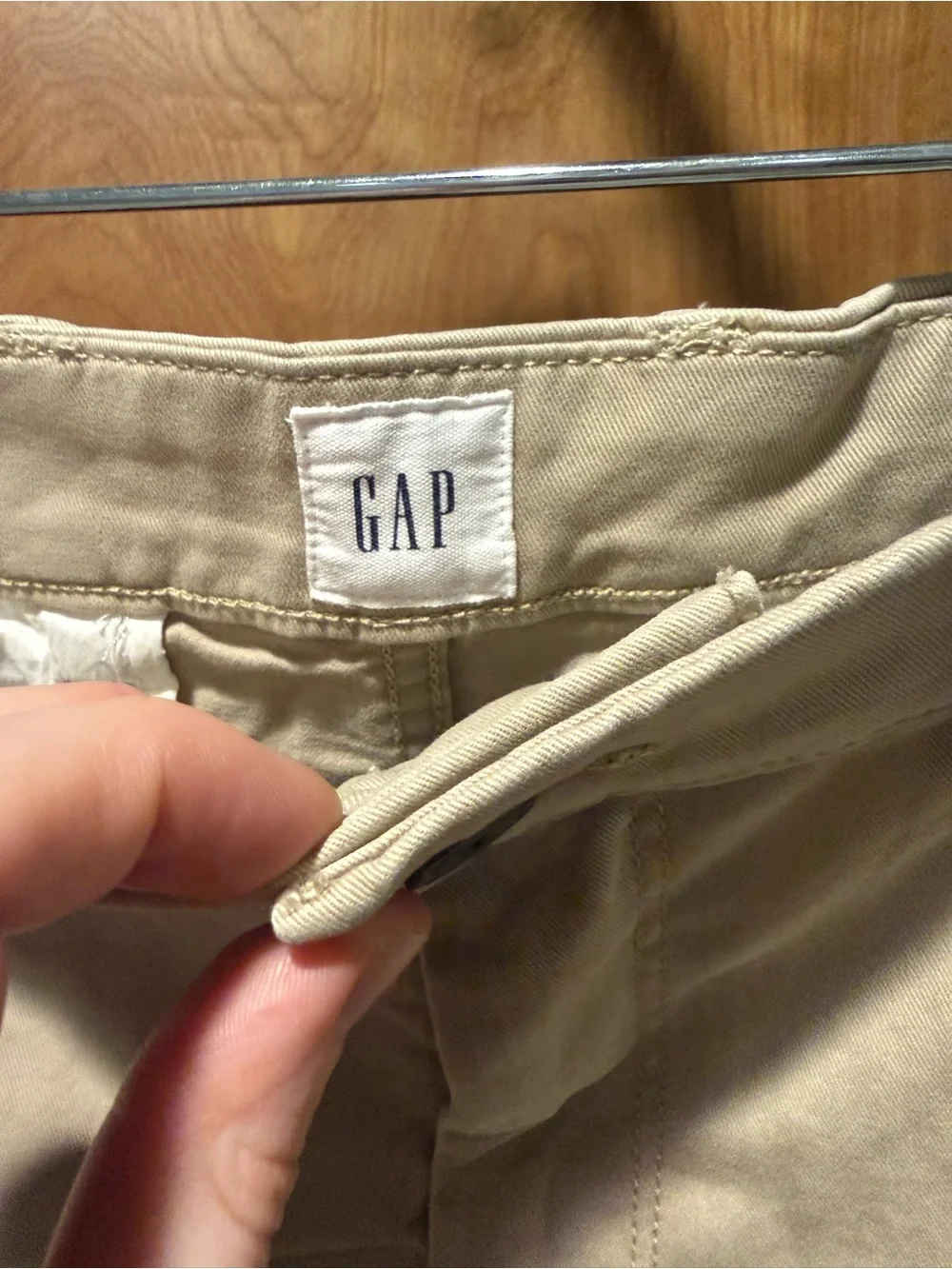 GAP Men's Khaki Flat-Front Cotton Shorts NWT